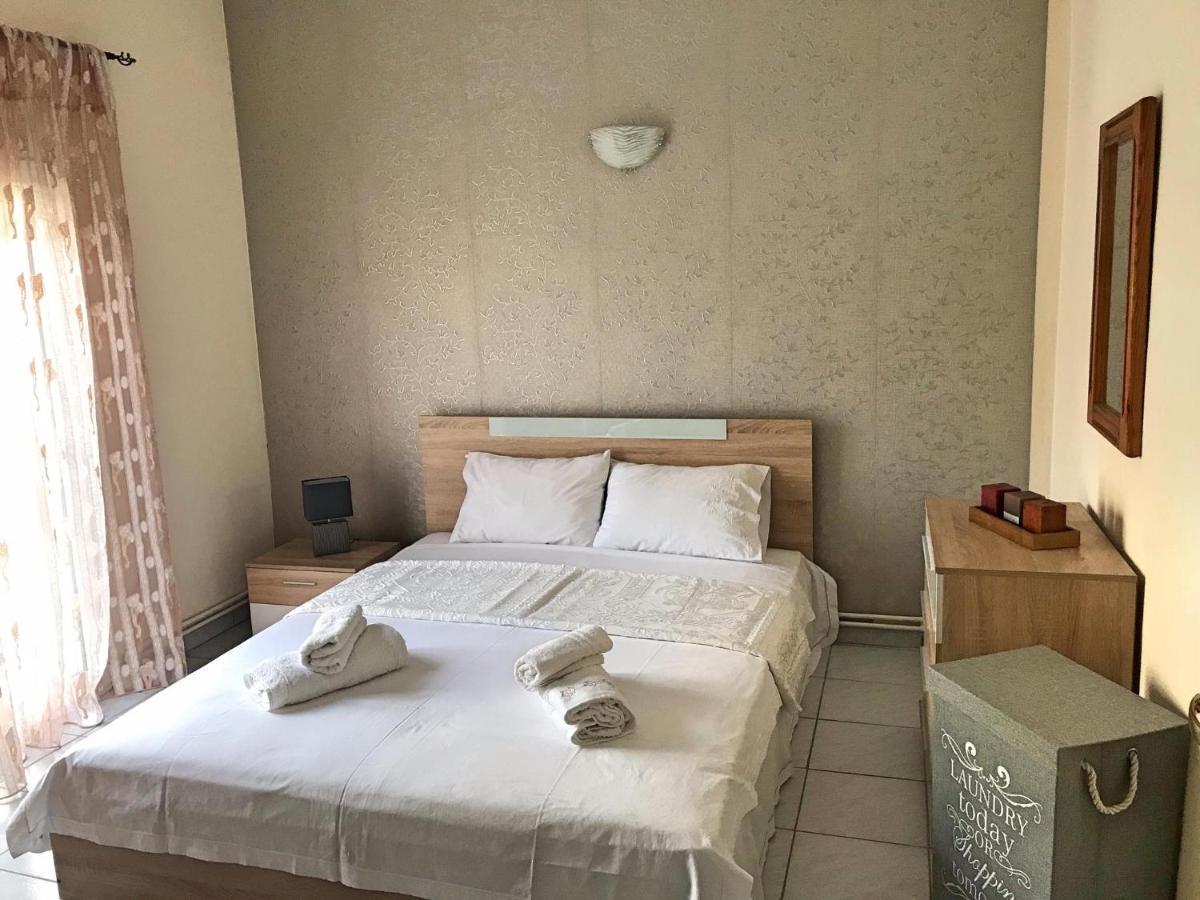 Anastasia'S Home Néa Péramos Dış mekan fotoğraf