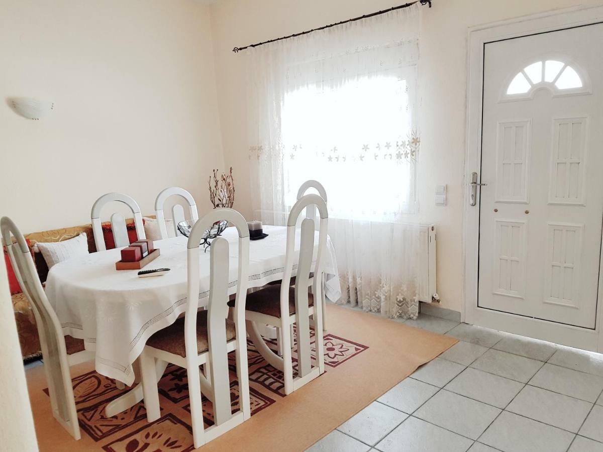 Anastasia'S Home Néa Péramos Dış mekan fotoğraf